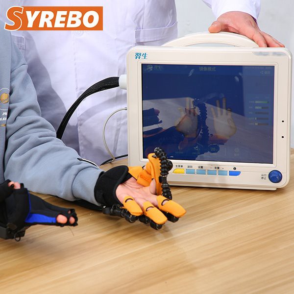 Перчатка для рук для пациентов, перенесших инсульт